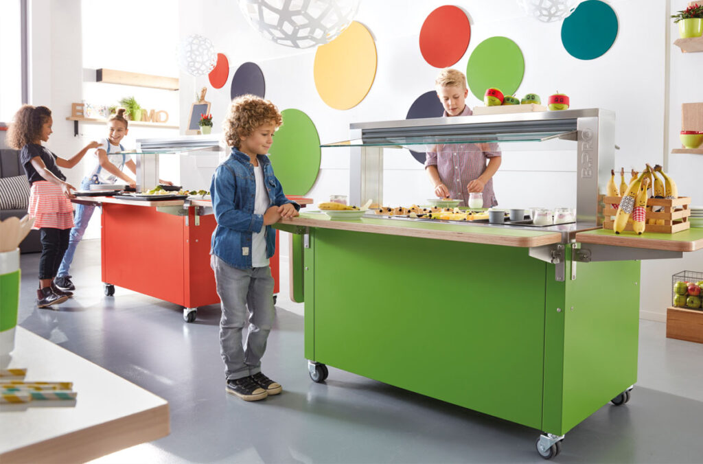 Schulmensa Essensausgabe für Kinder mit Junior Serve